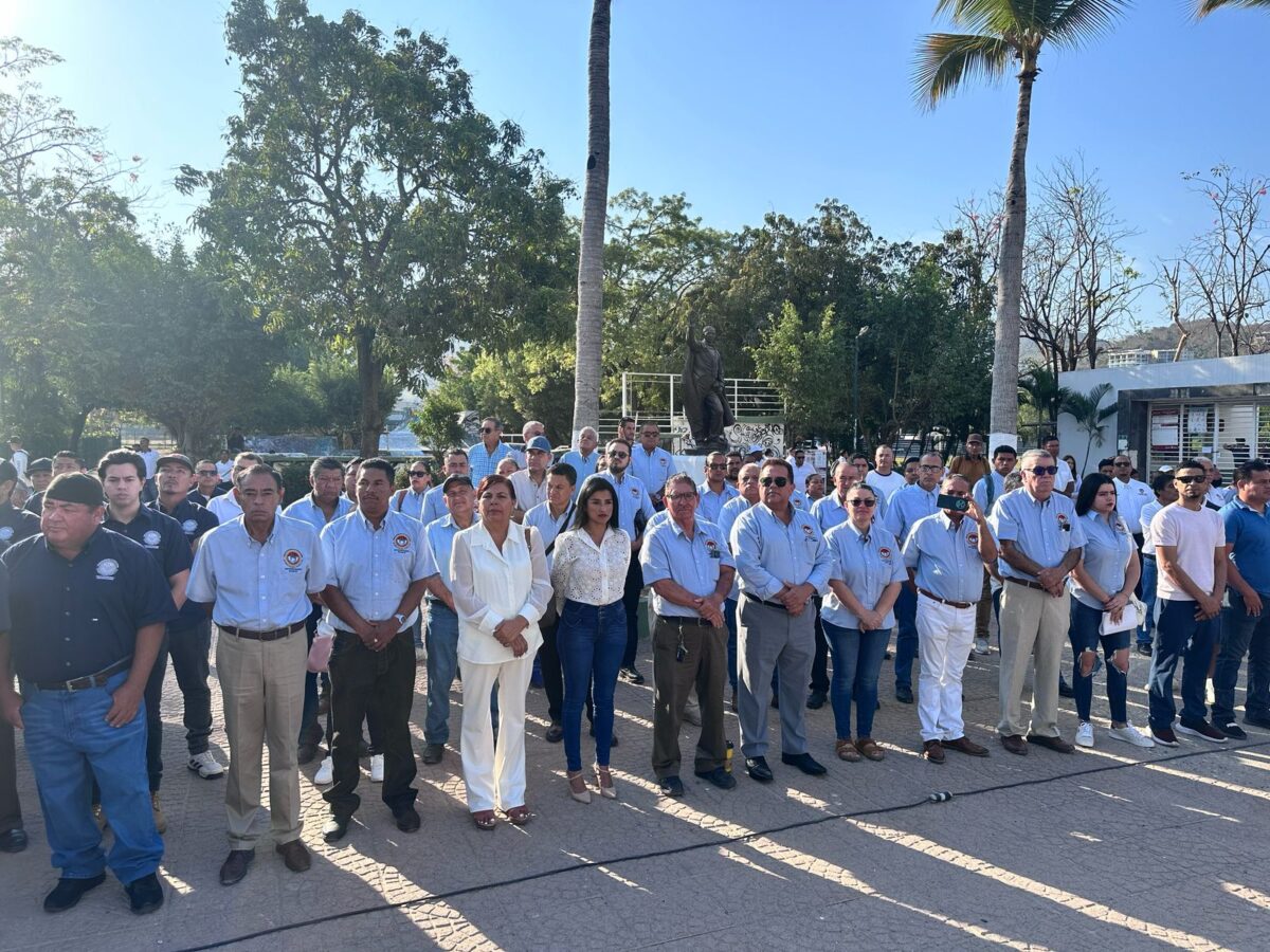Puerto Vallarta conmemora el Día del Trabajo con unidad sindical y reconocimiento a la lucha obrera 3 WhatsApp Image 2025 05 01 at 17.56.19